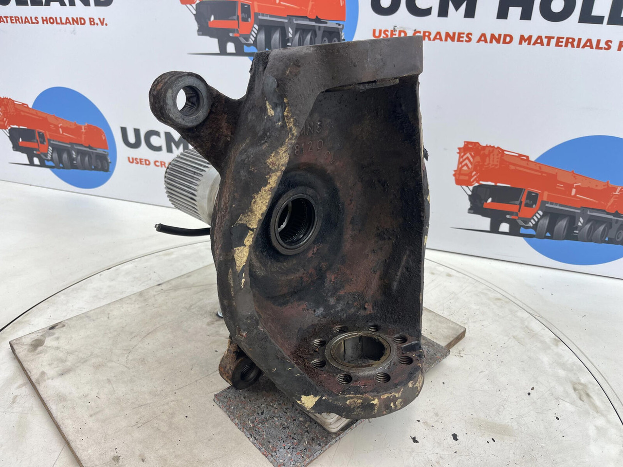 Krupp 70 GMT Steering knuckle axle 1 - مفصل التوجيه - موبايل كرين: صور 4 Krupp 70 GMT Steering knuckle axle 1 - مفصل التوجيه - موبايل كرين: صور 4