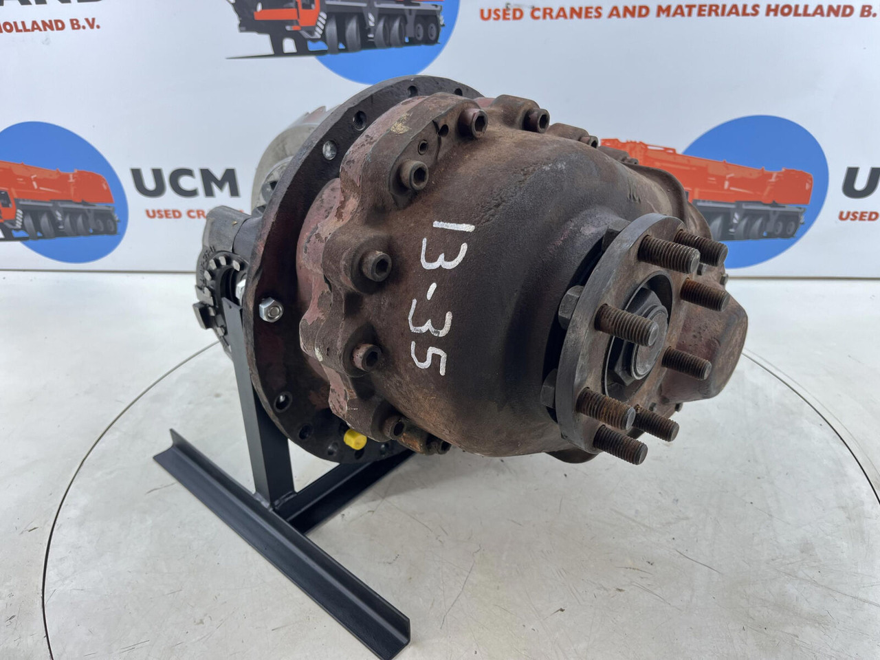 Krupp 70 GMT mid differential 13x35 axle 2 - التفاضلية والعتاد - موبايل كرين: صور 3 Krupp 70 GMT mid differential 13x35 axle 2 - التفاضلية والعتاد - موبايل كرين: صور 3