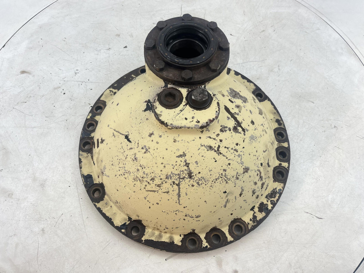 Krupp 70 GMT mid differential 13x35 axle 2 - التفاضلية والعتاد - موبايل كرين: صور 5 Krupp 70 GMT mid differential 13x35 axle 2 - التفاضلية والعتاد - موبايل كرين: صور 5