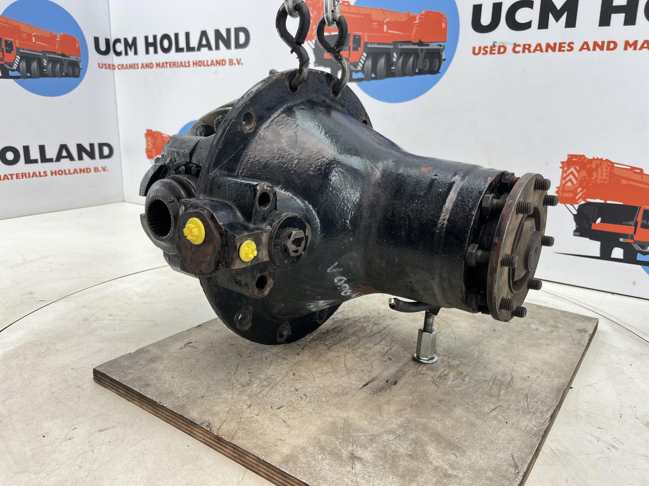 Krupp KMK 2025 End differential 11x29 axle 1 - التفاضلية والعتاد - موبايل كرين: صور 3 Krupp KMK 2025 End differential 11x29 axle 1 - التفاضلية والعتاد - موبايل كرين: صور 3