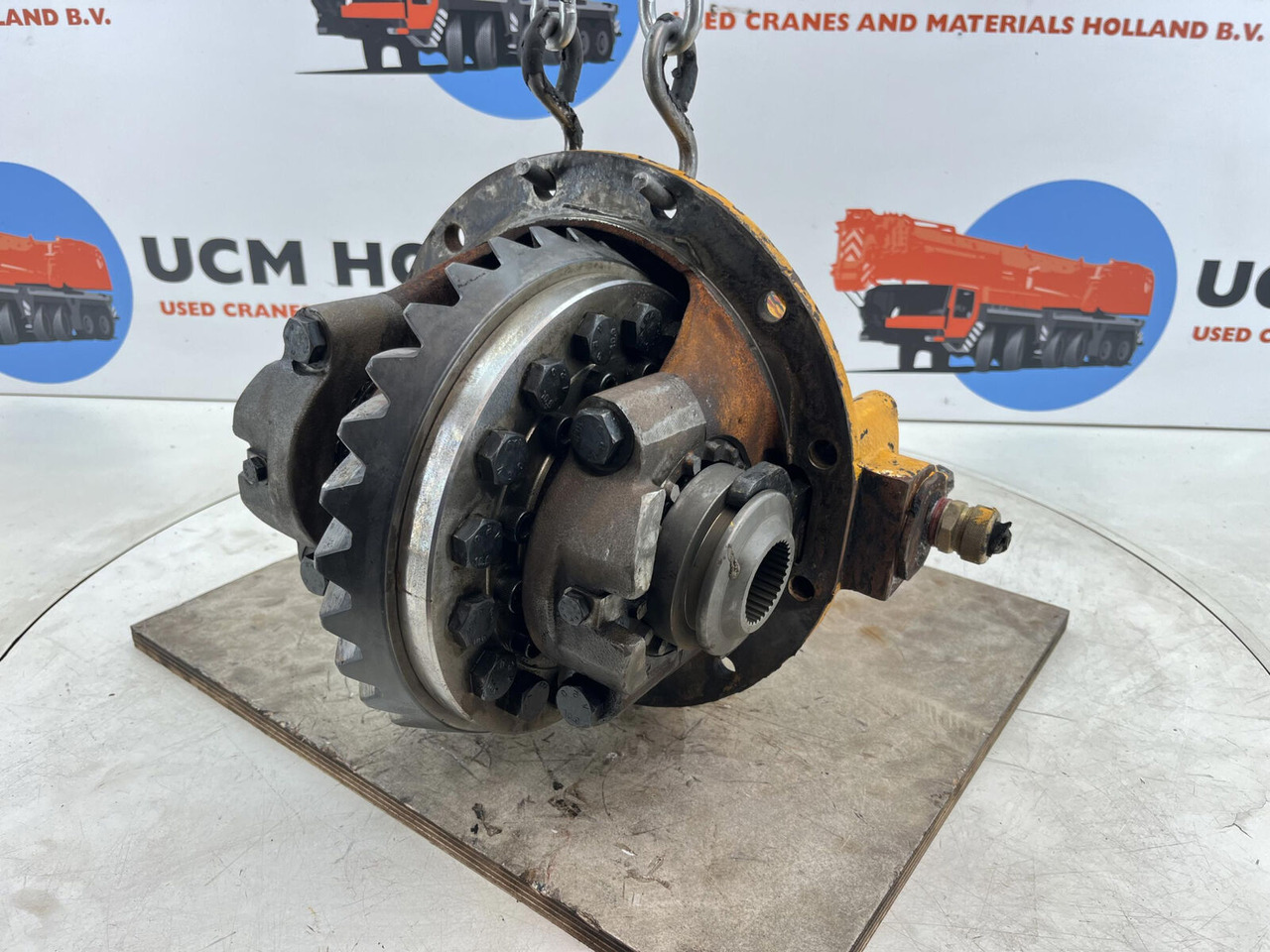 Krupp KMK 2025 end differential 11x29 axle 2 - التفاضلية والعتاد - موبايل كرين: صور 2 Krupp KMK 2025 end differential 11x29 axle 2 - التفاضلية والعتاد - موبايل كرين: صور 2