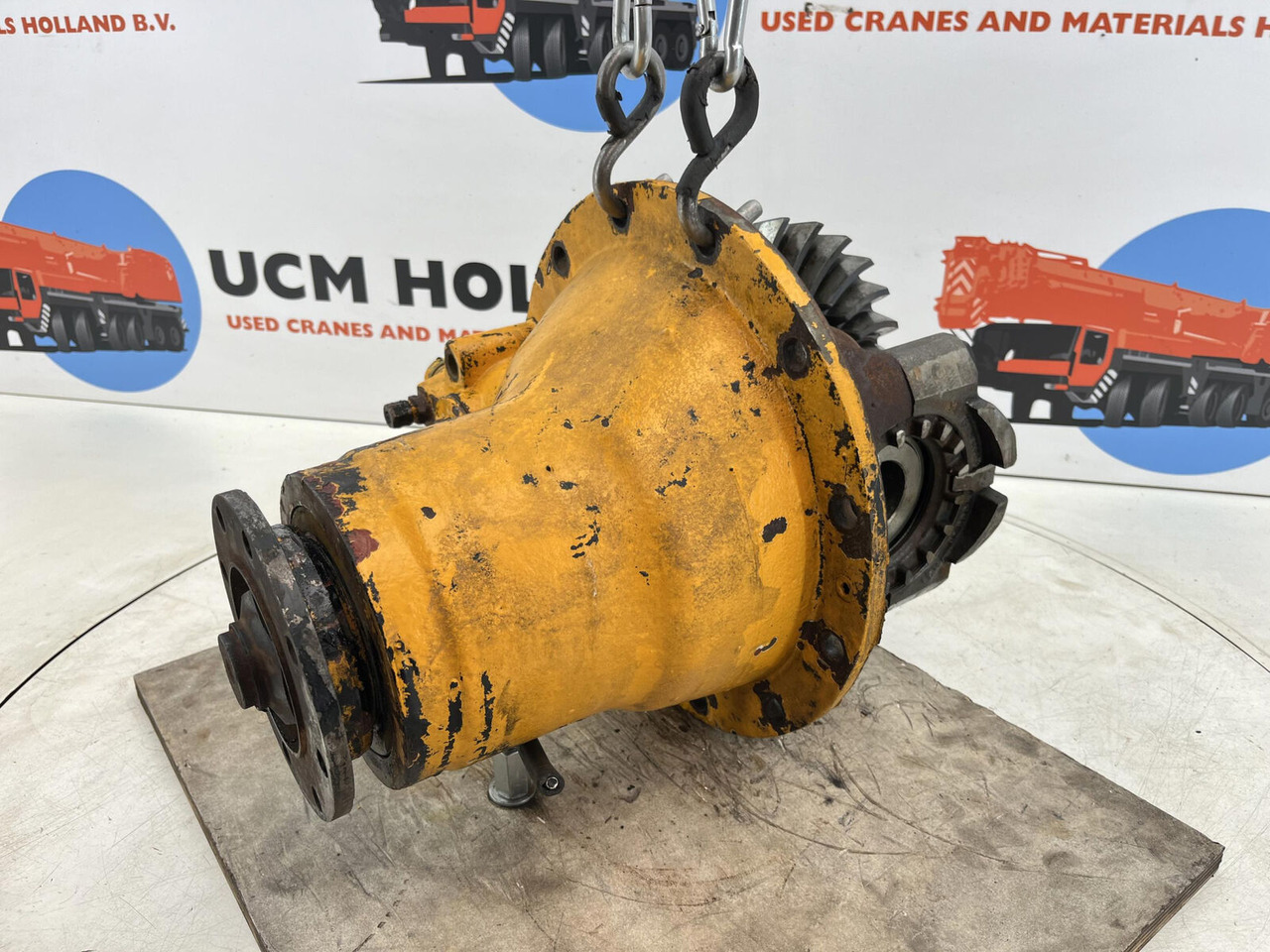 Krupp KMK 2025 end differential 11x29 axle 2 - التفاضلية والعتاد - موبايل كرين: صور 4 Krupp KMK 2025 end differential 11x29 axle 2 - التفاضلية والعتاد - موبايل كرين: صور 4