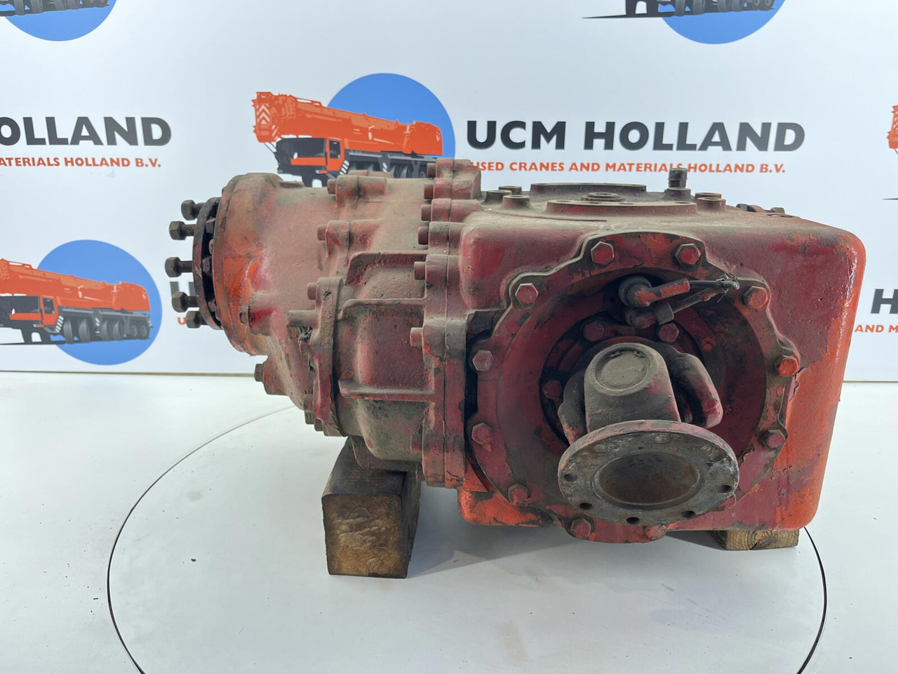 Krupp KMK 4070 axle 3 diff box - التفاضلية والعتاد - موبايل كرين: صور 3 Krupp KMK 4070 axle 3 diff box - التفاضلية والعتاد - موبايل كرين: صور 3