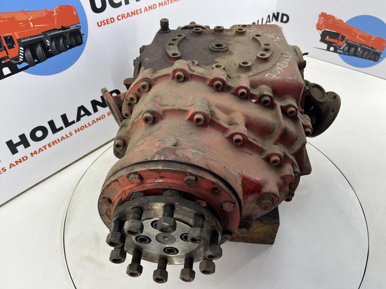 Krupp KMK 4070 axle 3 diff box - التفاضلية والعتاد - موبايل كرين: صور 5 Krupp KMK 4070 axle 3 diff box - التفاضلية والعتاد - موبايل كرين: صور 5