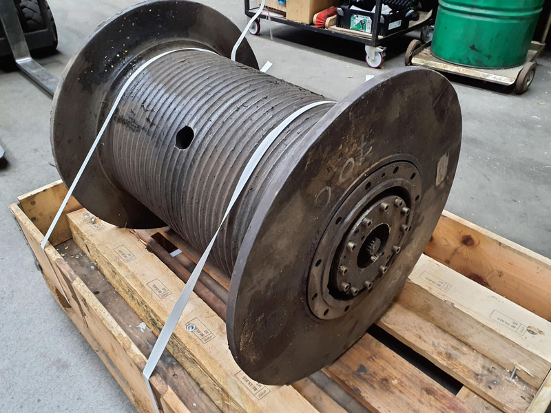 Krupp KMK 4070 winch - ونش كرين: صور 3 Krupp KMK 4070 winch - ونش كرين: صور 3