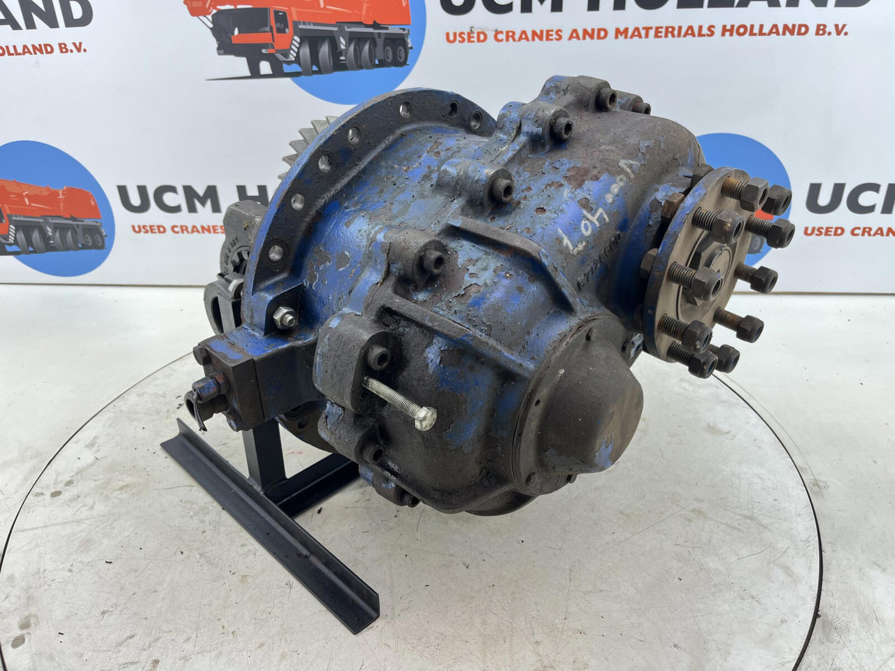 Krupp KMK 5100 Mid differential 13x35 axle 2 - التفاضلية والعتاد - موبايل كرين: صور 4 Krupp KMK 5100 Mid differential 13x35 axle 2 - التفاضلية والعتاد - موبايل كرين: صور 4