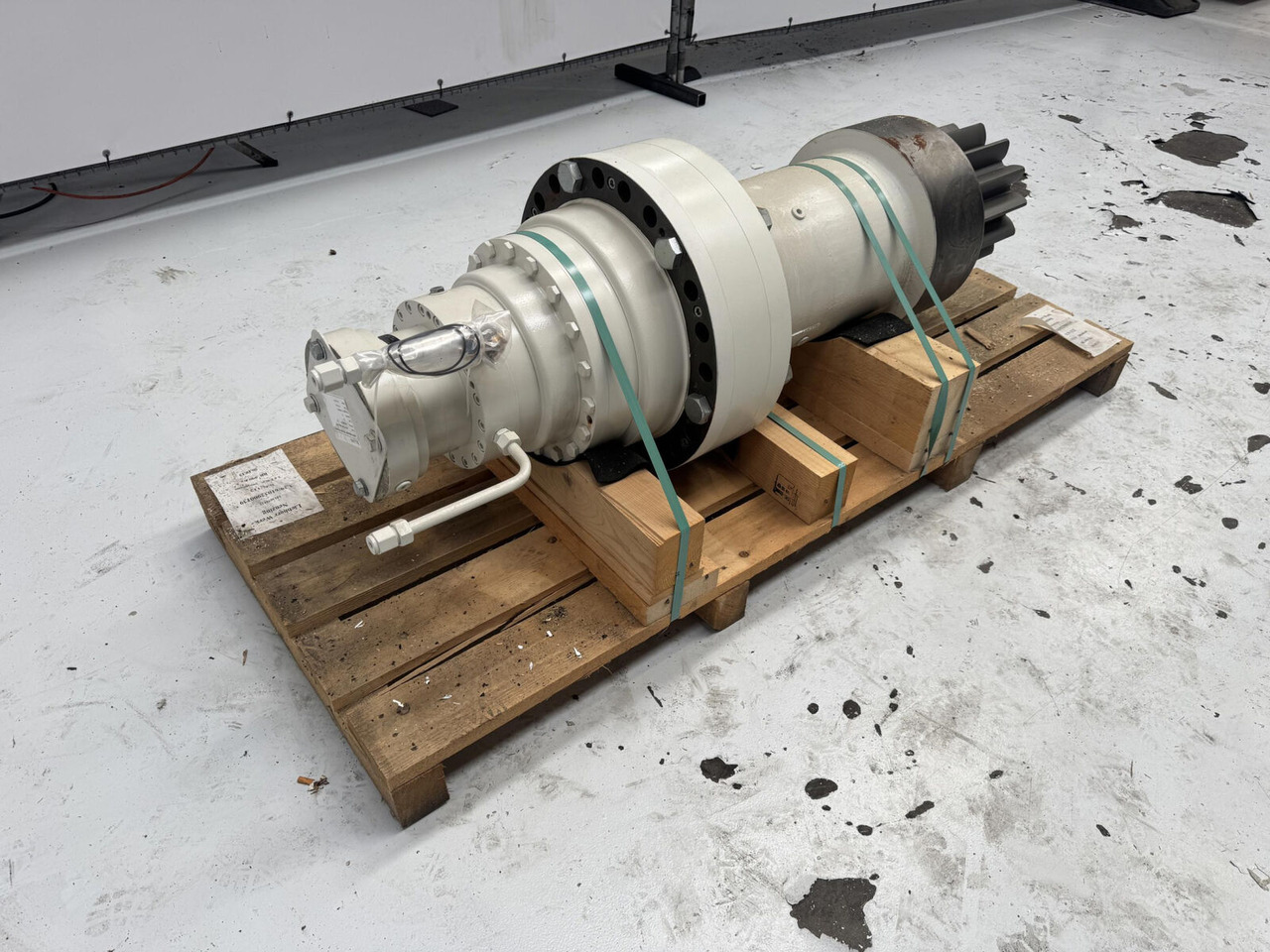 Liebherr LHM slew gear - محرك سوينغ - الرافعة: صور 4 Liebherr LHM slew gear - محرك سوينغ - الرافعة: صور 4