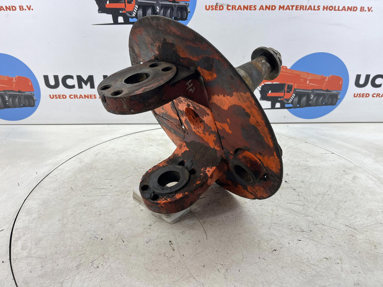 مفصل التوجيه - موبايل كرين Liebherr LT 1055 Steering knuckle axle 3: صور 6 مفصل التوجيه - موبايل كرين Liebherr LT 1055 Steering knuckle axle 3: صور 6