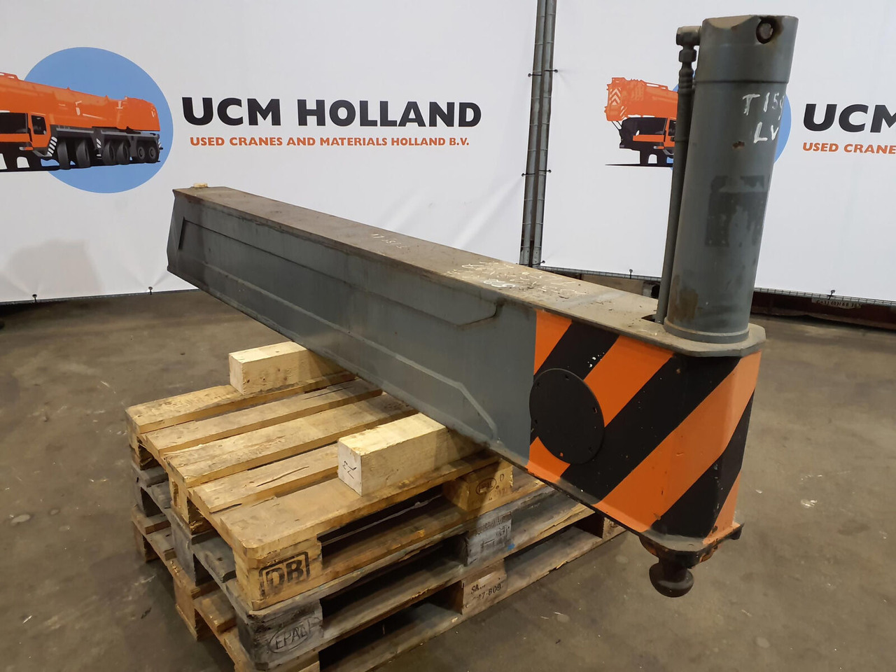 Liebherr LTM 1050-1 sliding beam complete front - تعليق - موبايل كرين: صور 1 Liebherr LTM 1050-1 sliding beam complete front - تعليق - موبايل كرين: صور 1