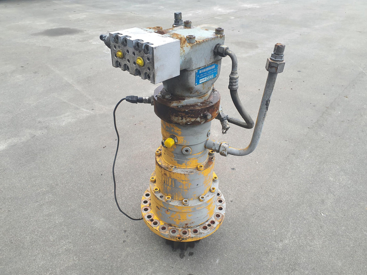 Liebherr LTM 1060-2 Slewing gear - محرك سوينغ - موبايل كرين: صور 4 Liebherr LTM 1060-2 Slewing gear - محرك سوينغ - موبايل كرين: صور 4