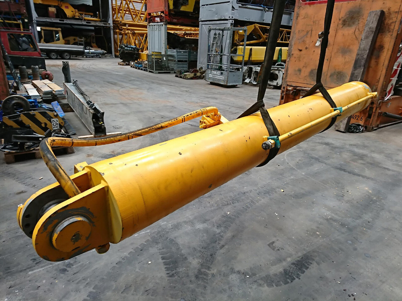 Liebherr LTM 1060-2 boom cylinder - الاسطوانة الهيدروليكية - موبايل كرين: صور 4 Liebherr LTM 1060-2 boom cylinder - الاسطوانة الهيدروليكية - موبايل كرين: صور 4