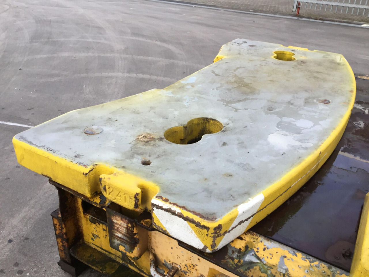 Liebherr LTM 1060-2 counterweight 2,4 ton - ثقل موازن - موبايل كرين: صور 4 Liebherr LTM 1060-2 counterweight 2,4 ton - ثقل موازن - موبايل كرين: صور 4