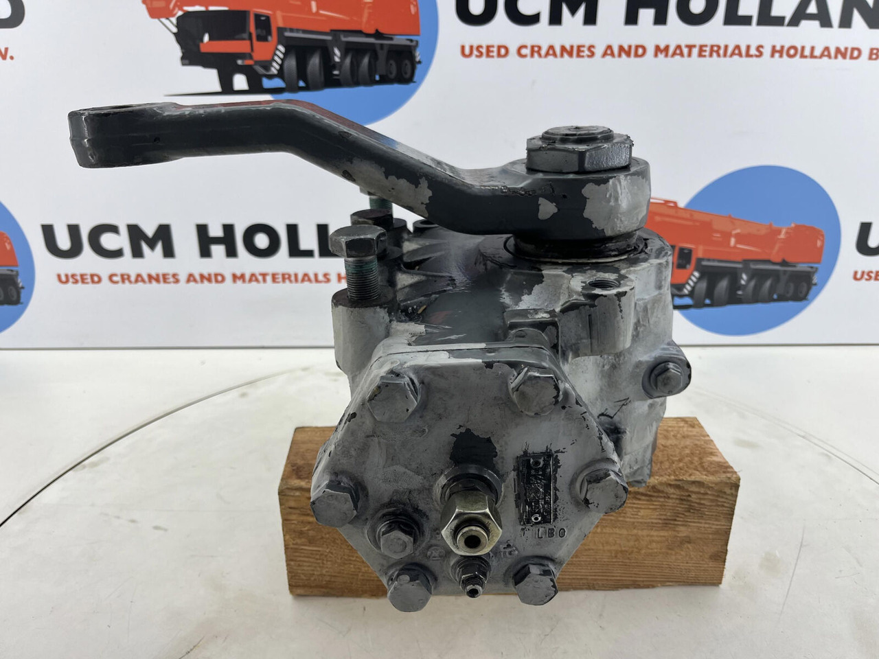 Liebherr LTM 1060-3 steering box - دودة دركسون - الرافعة: صور 1 Liebherr LTM 1060-3 steering box - دودة دركسون - الرافعة: صور 1