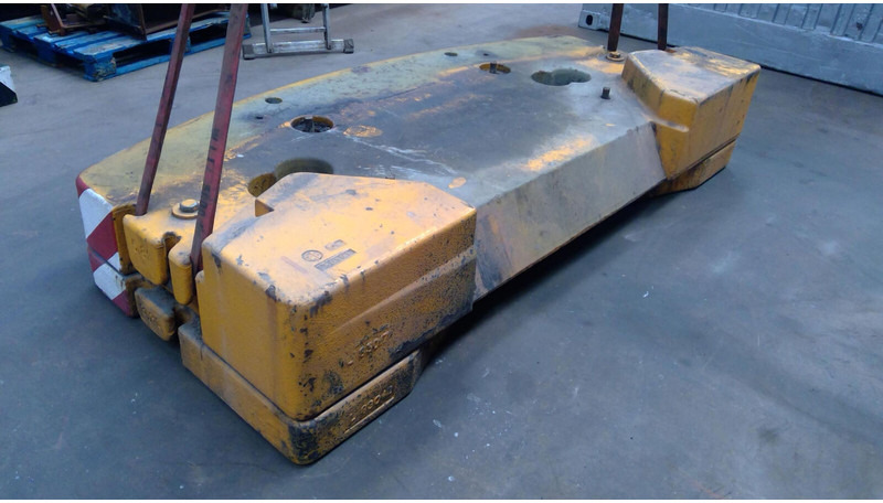 Liebherr LTM 1080-1 counterweight 5,8 ton - ثقل موازن - آلات البناء: صور 3 Liebherr LTM 1080-1 counterweight 5,8 ton - ثقل موازن - آلات البناء: صور 3