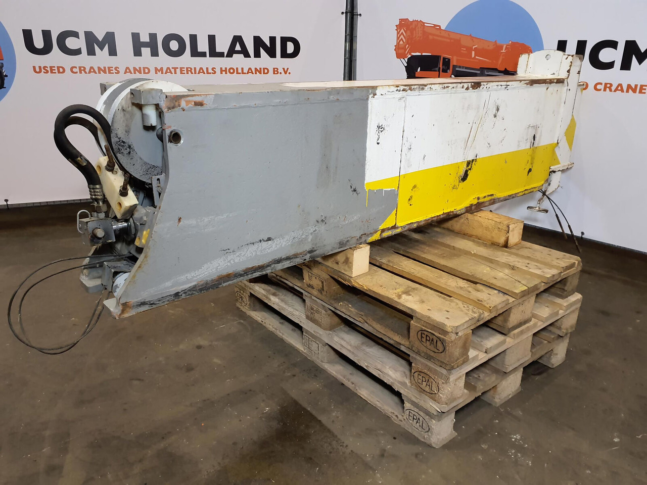 Liebherr LTM 1090-2 outrigger beam rear - تعليق - الرافعة: صور 4 Liebherr LTM 1090-2 outrigger beam rear - تعليق - الرافعة: صور 4