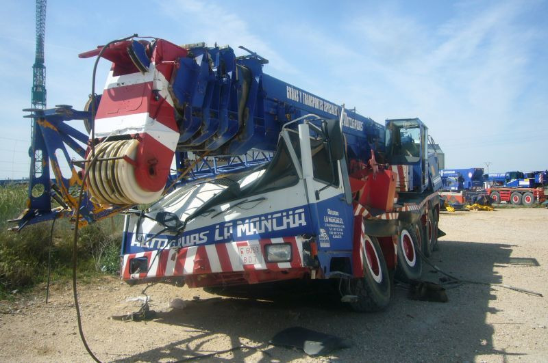 Liebherr LTM 1090 for parts - موبايل كرين: صور 1 Liebherr LTM 1090 for parts - موبايل كرين: صور 1