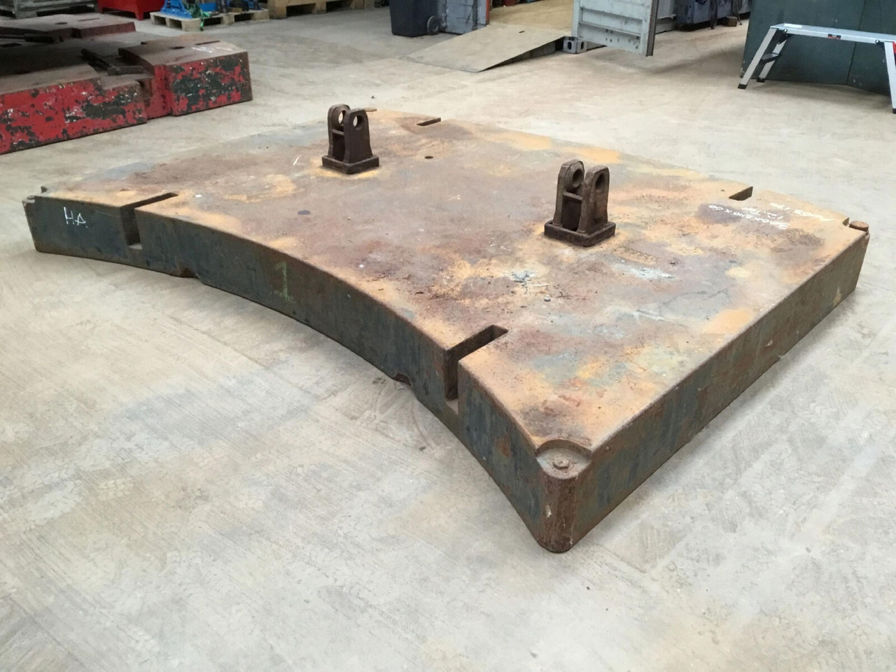 Liebherr LTM 1160 counterweight 12,0 ton - ثقل موازن - موبايل كرين: صور 2 Liebherr LTM 1160 counterweight 12,0 ton - ثقل موازن - موبايل كرين: صور 2