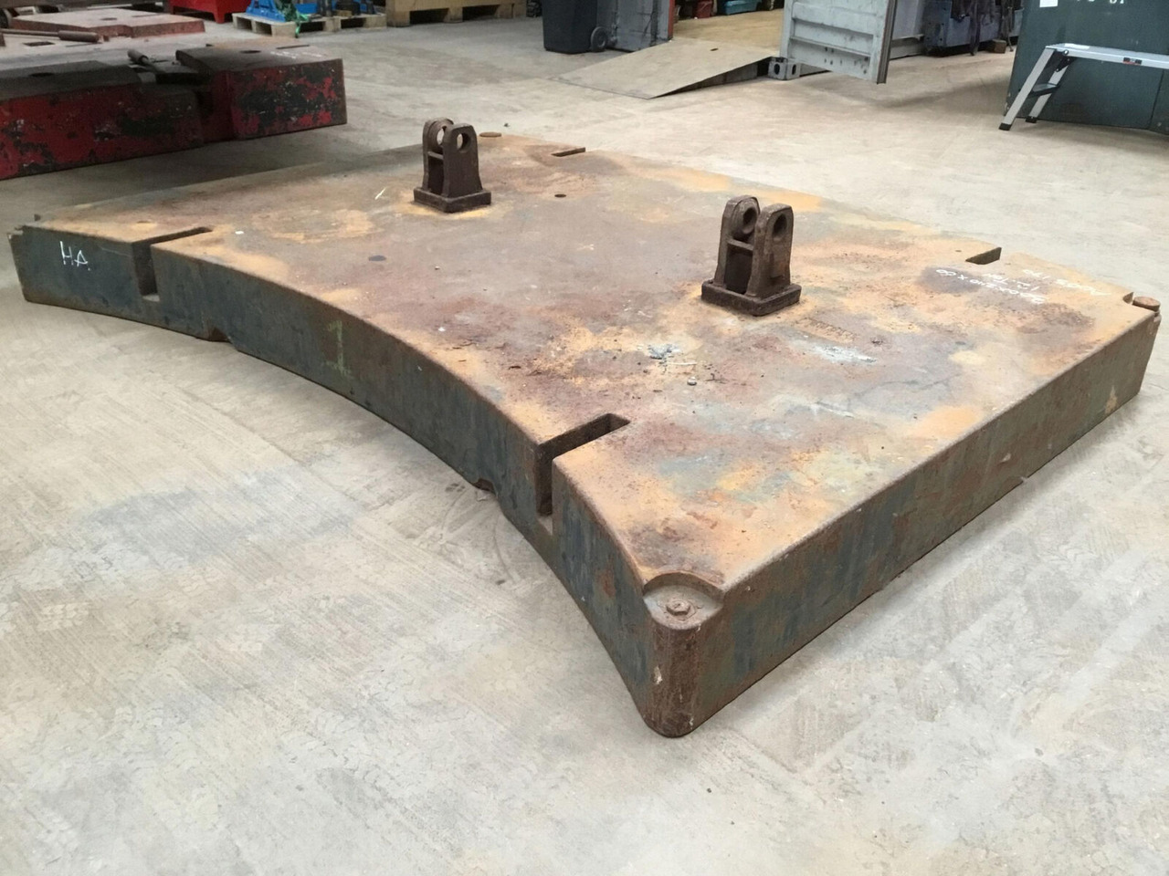 Liebherr LTM 1160 counterweight 12,0 ton - ثقل موازن - موبايل كرين: صور 4 Liebherr LTM 1160 counterweight 12,0 ton - ثقل موازن - موبايل كرين: صور 4