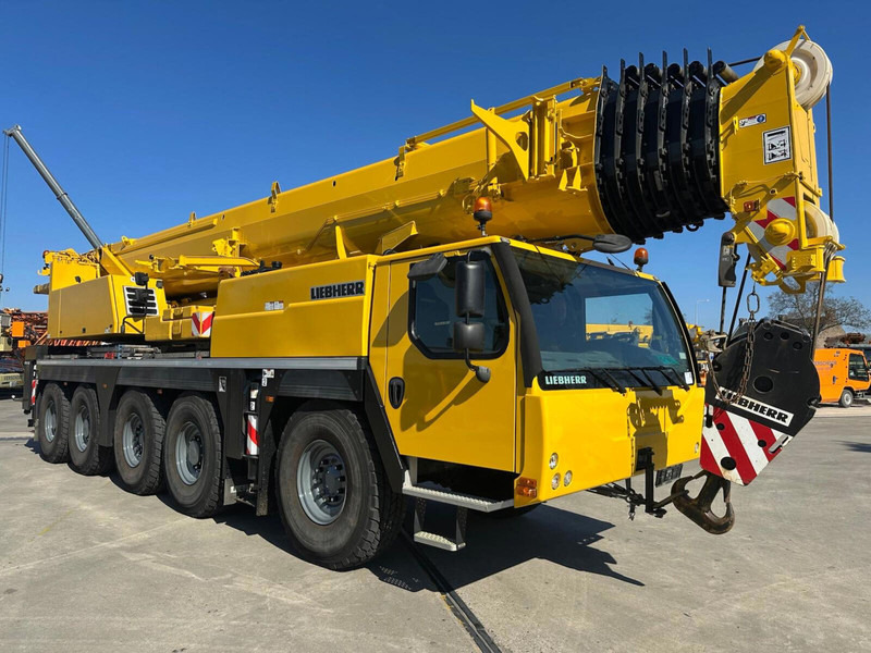 Liebherr Liebherr LTM 1110-5.1 - رافعة لجميع التضاريس: صور 2 Liebherr Liebherr LTM 1110-5.1 - رافعة لجميع التضاريس: صور 2