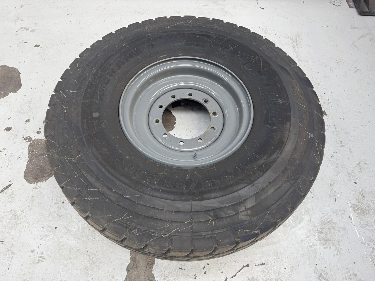Liebherr Wheel 445/95 R25 10 12 1p - عجلات - الرافعة: صور 5 Liebherr Wheel 445/95 R25 10 12 1p - عجلات - الرافعة: صور 5