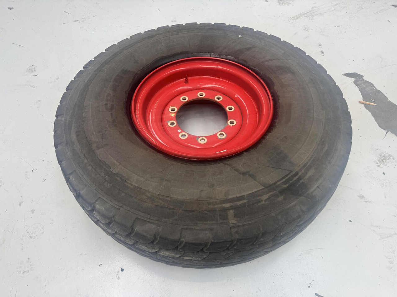 Liebherr Wheel 445/95R25 10 12 1p - عجلات - الرافعة: صور 2 Liebherr Wheel 445/95R25 10 12 1p - عجلات - الرافعة: صور 2