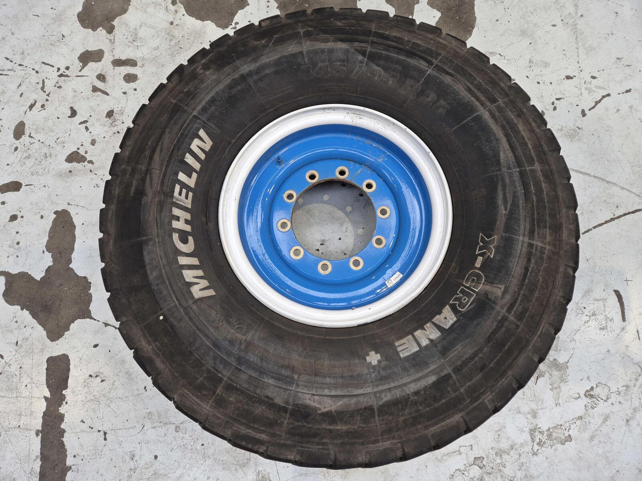 Liebherr Wheel 445/95R25 10 12 1p - عجلات - الرافعة: صور 2 Liebherr Wheel 445/95R25 10 12 1p - عجلات - الرافعة: صور 2