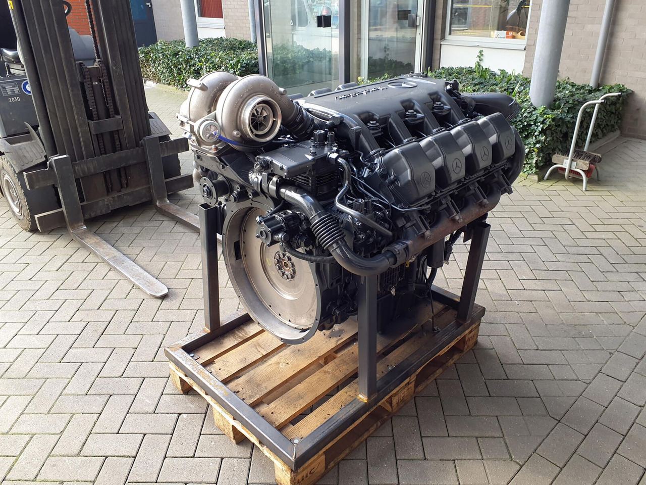 Mercedes-Benz GMK 6400 engine OM502LA - المحرك - موبايل كرين: صور 3 Mercedes-Benz GMK 6400 engine OM502LA - المحرك - موبايل كرين: صور 3