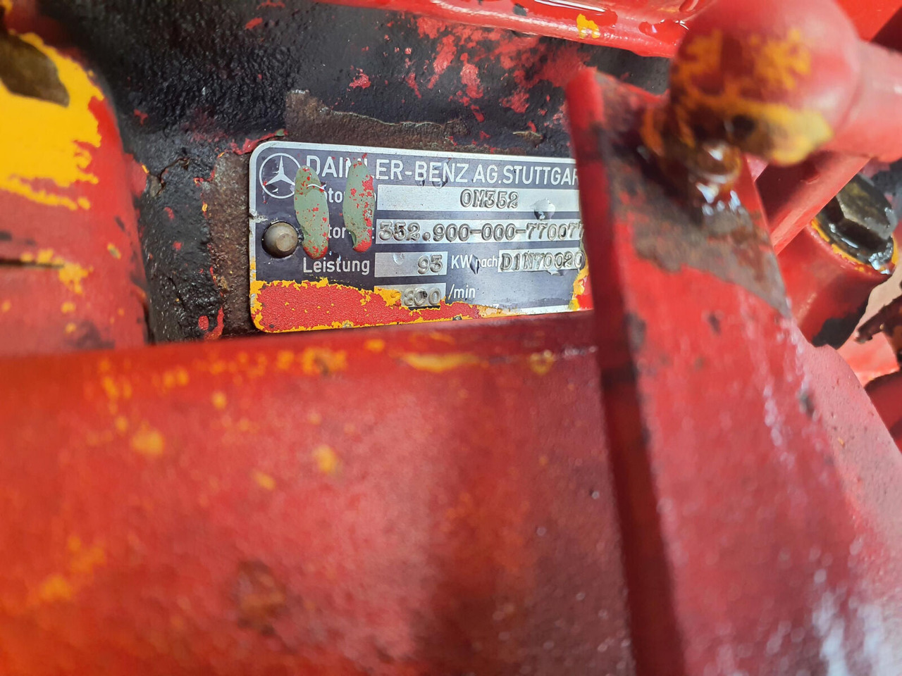 Mercedes-Benz LTM 1060 engine Mercedes OM 352 - المحرك - موبايل كرين: صور 5 Mercedes-Benz LTM 1060 engine Mercedes OM 352 - المحرك - موبايل كرين: صور 5