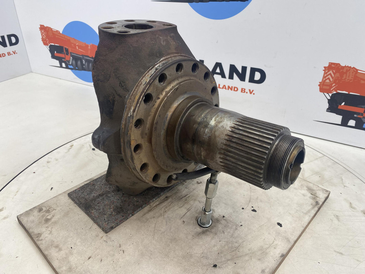 PPM 280 ATT Steering knuckle 16 holes axle 1 - مفصل التوجيه - الرافعة: صور 3 PPM 280 ATT Steering knuckle 16 holes axle 1 - مفصل التوجيه - الرافعة: صور 3