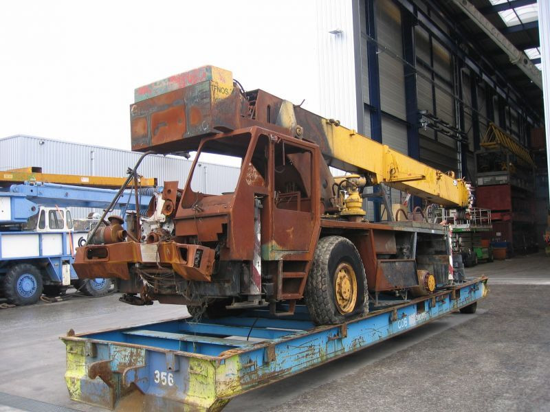 Terex 280 ATT for parts - رافعة لجميع التضاريس: صور 1 Terex 280 ATT for parts - رافعة لجميع التضاريس: صور 1