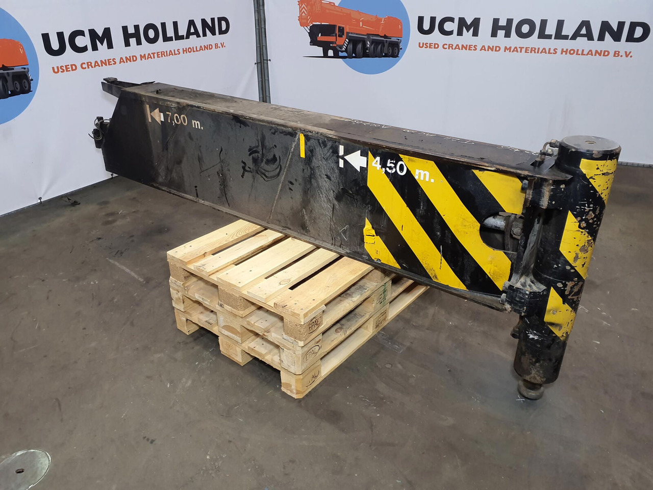 Terex AC 100 outrigger beam complete front - تعليق - الرافعة: صور 1 Terex AC 100 outrigger beam complete front - تعليق - الرافعة: صور 1