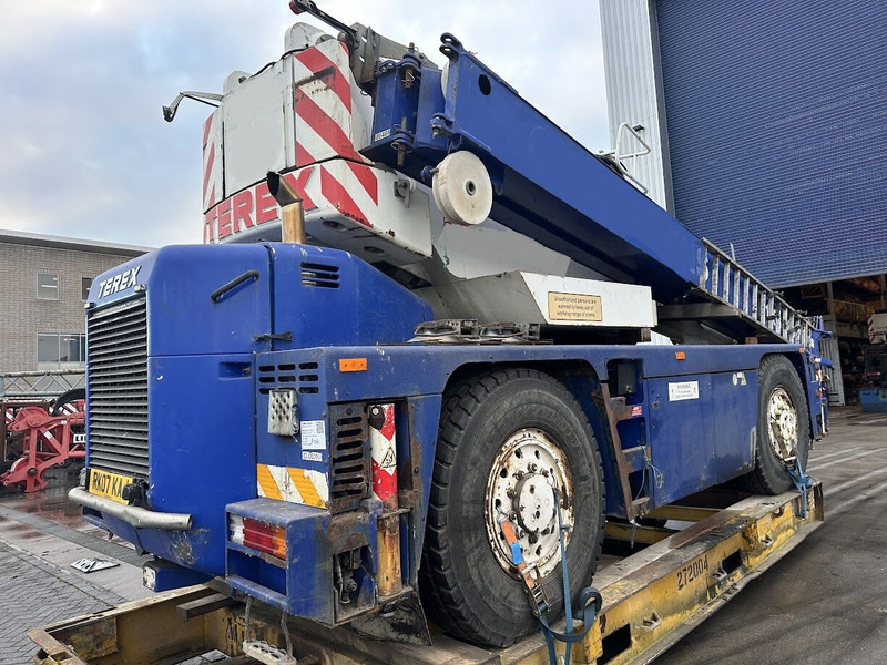 Terex AC 30 - رافعة لجميع التضاريس: صور 3 Terex AC 30 - رافعة لجميع التضاريس: صور 3