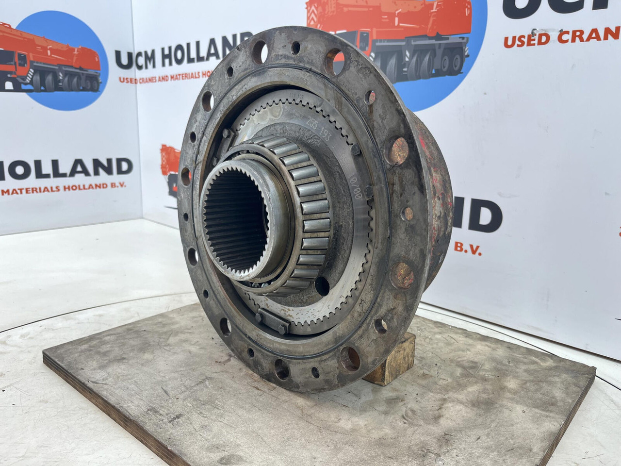 Terex AC 35 planetary gear 22-25-74-40-4pl-H137-46 - محرك السفر - موبايل كرين: صور 3 Terex AC 35 planetary gear 22-25-74-40-4pl-H137-46 - محرك السفر - موبايل كرين: صور 3