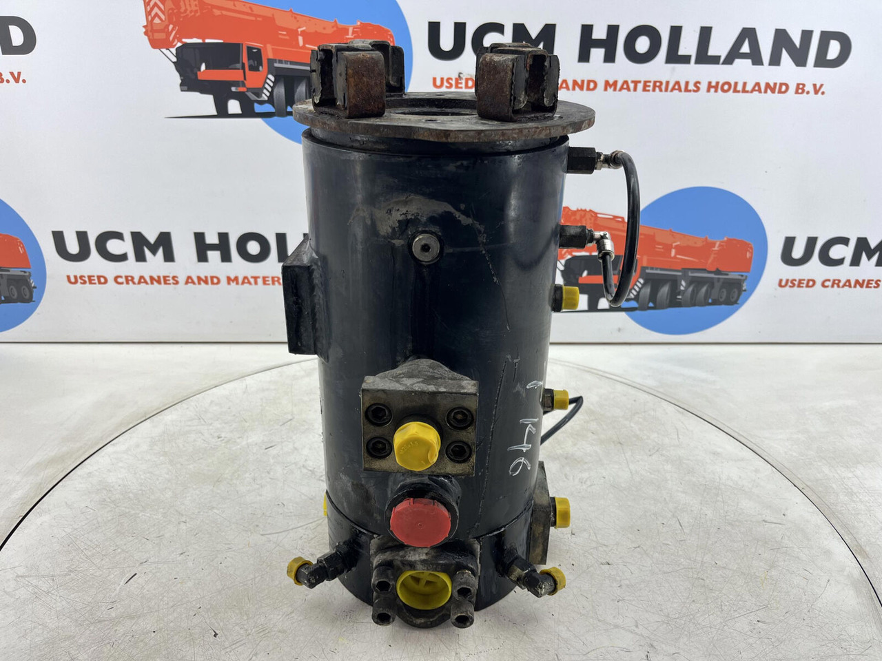 Terex AC 35 turning joint - محرك هيدروليكي - موبايل كرين: صور 4 Terex AC 35 turning joint - محرك هيدروليكي - موبايل كرين: صور 4