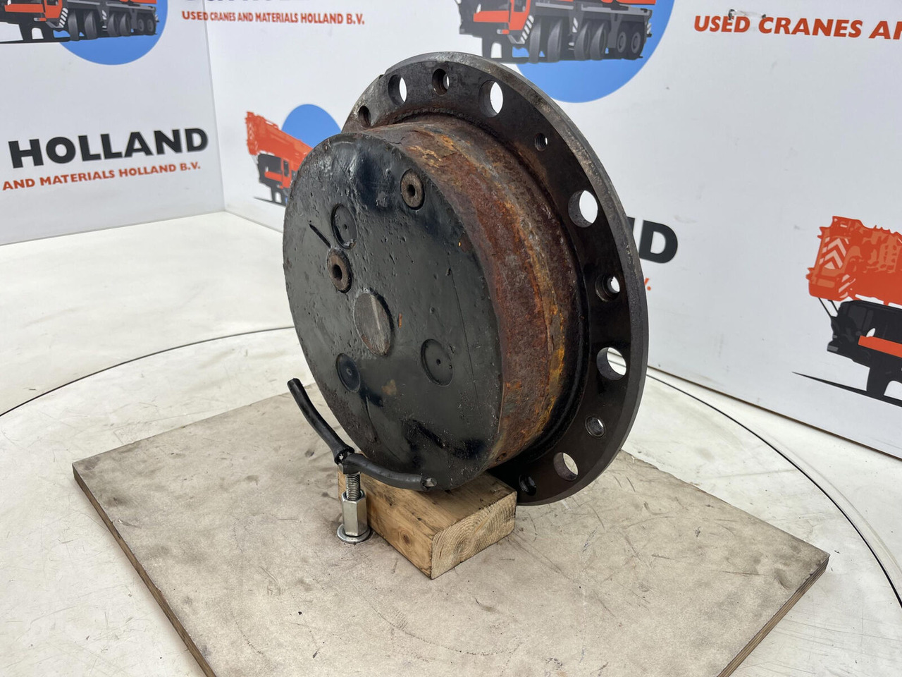 Terex AC 40-1 city planetary drive 17-24-67-32-3pl-H85-42 - محرك السفر - موبايل كرين: صور 2 Terex AC 40-1 city planetary drive 17-24-67-32-3pl-H85-42 - محرك السفر - موبايل كرين: صور 2