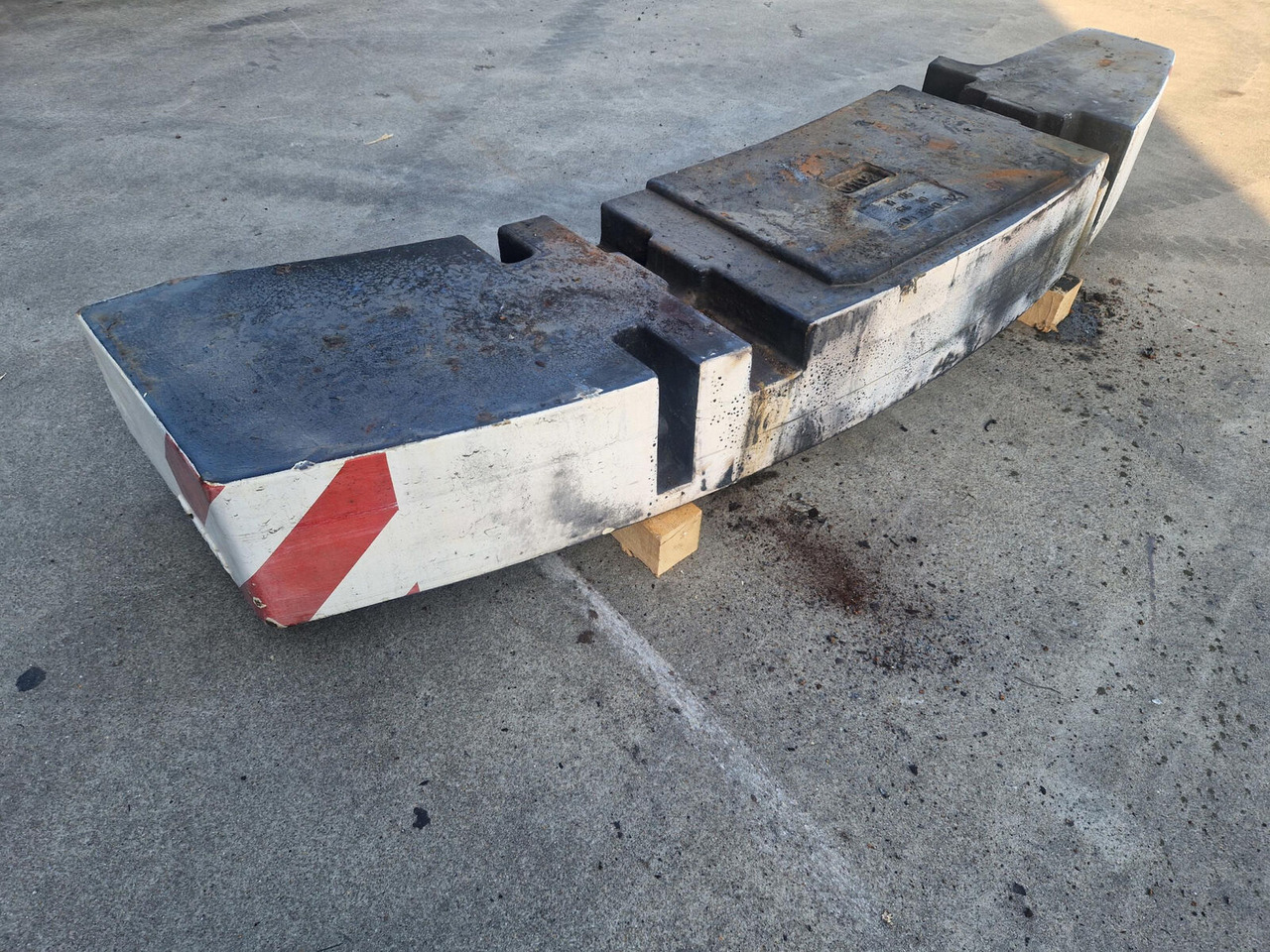 Terex AC 40 CITY counterweight 2.35T - ثقل موازن - موبايل كرين: صور 4 Terex AC 40 CITY counterweight 2.35T - ثقل موازن - موبايل كرين: صور 4