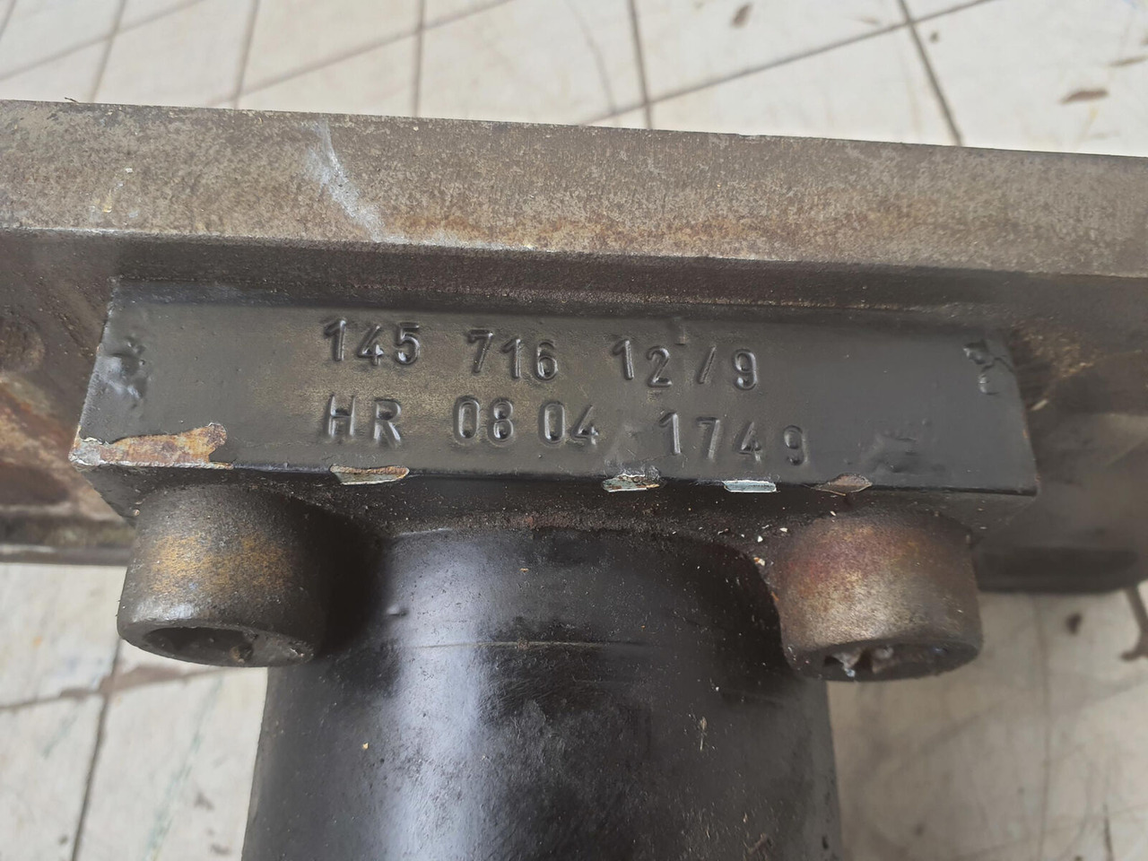Terex AC 50-1 counterweight cylinder - الاسطوانة الهيدروليكية - موبايل كرين: صور 5 Terex AC 50-1 counterweight cylinder - الاسطوانة الهيدروليكية - موبايل كرين: صور 5