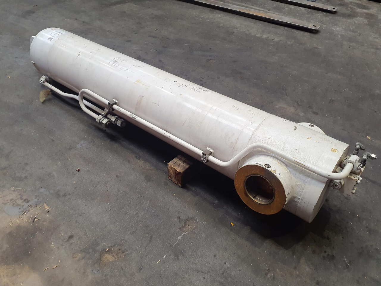 Terex AC 55 luffing cylinder - الاسطوانة الهيدروليكية - موبايل كرين: صور 3 Terex AC 55 luffing cylinder - الاسطوانة الهيدروليكية - موبايل كرين: صور 3