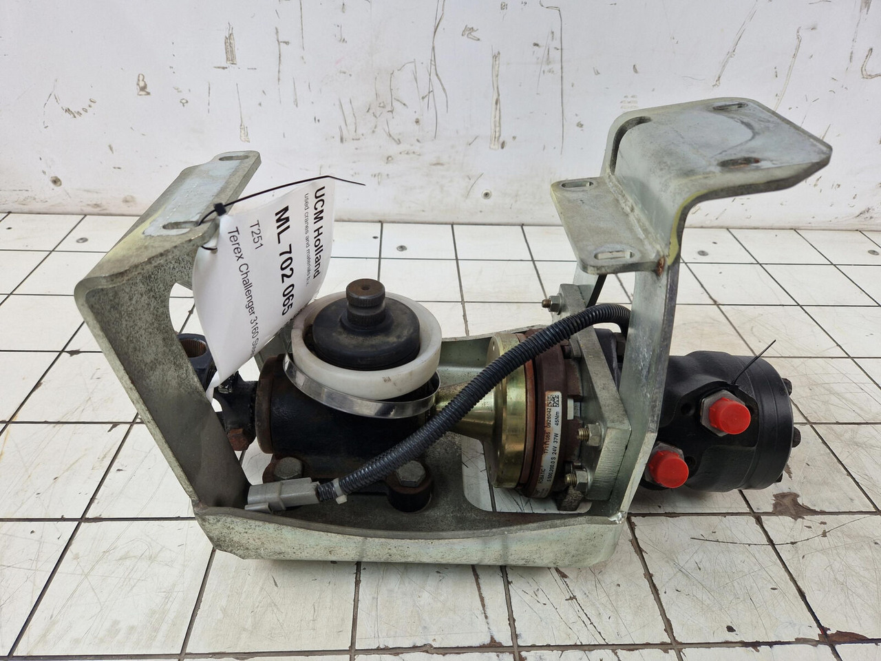 Terex Challenger 3160 Steering box - دودة دركسون - موبايل كرين: صور 1 Terex Challenger 3160 Steering box - دودة دركسون - موبايل كرين: صور 1