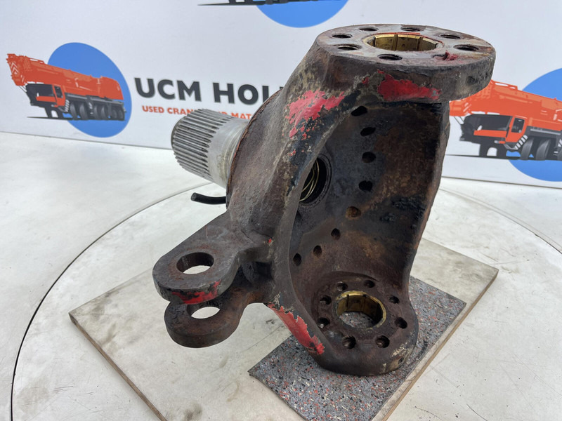 Terex Terex Demag AC 35 Steering knuckle 16 holes axle 2 left - مفصل التوجيه - الرافعة: صور 4 Terex Terex Demag AC 35 Steering knuckle 16 holes axle 2 left - مفصل التوجيه - الرافعة: صور 4