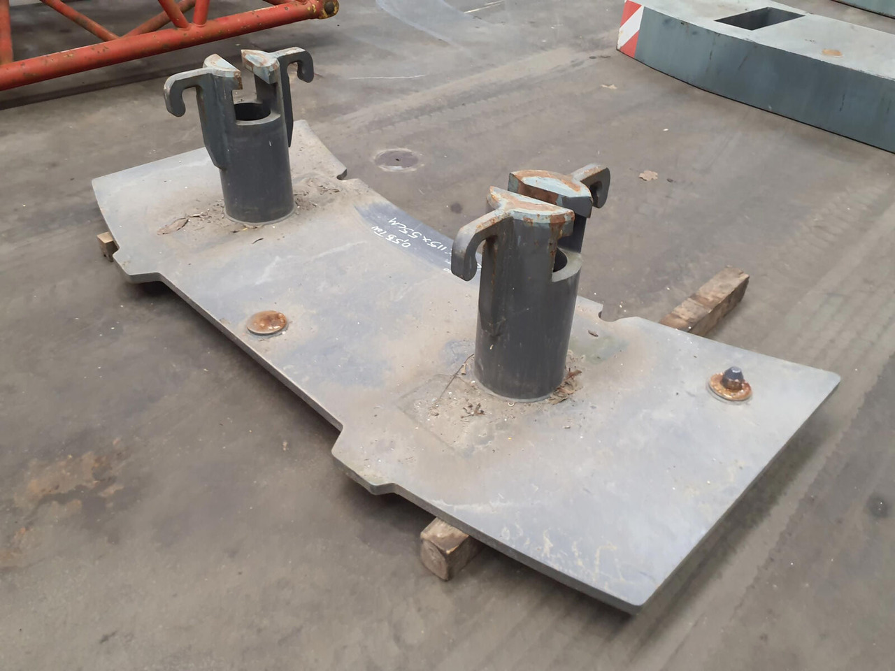 Terex Terex Demag Challenger 4200 counterweight 0.55 Ton - ثقل موازن - موبايل كرين: صور 4 Terex Terex Demag Challenger 4200 counterweight 0.55 Ton - ثقل موازن - موبايل كرين: صور 4