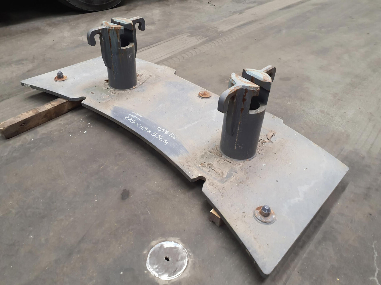 Terex Terex Demag Challenger 4200 counterweight 0.55 Ton - ثقل موازن - موبايل كرين: صور 2 Terex Terex Demag Challenger 4200 counterweight 0.55 Ton - ثقل موازن - موبايل كرين: صور 2