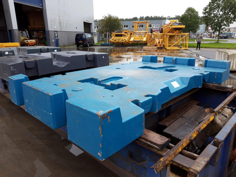 Terex Terex explorer 5800 counterweight 10,5 ton - ثقل موازن - آلات البناء: صور 3 Terex Terex explorer 5800 counterweight 10,5 ton - ثقل موازن - آلات البناء: صور 3