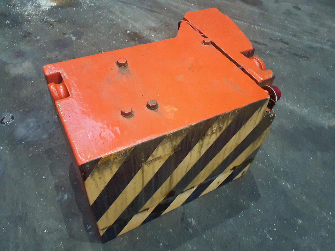 Terex counterweight left 1,2 + 0,3t - ثقل موازن - موبايل كرين: صور 2 Terex counterweight left 1,2 + 0,3t - ثقل موازن - موبايل كرين: صور 2