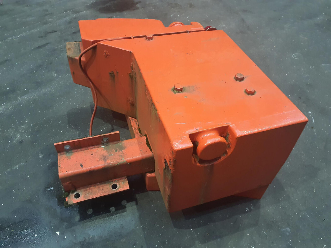 Terex counterweight left 1,2 + 0,3t - ثقل موازن - موبايل كرين: صور 3 Terex counterweight left 1,2 + 0,3t - ثقل موازن - موبايل كرين: صور 3