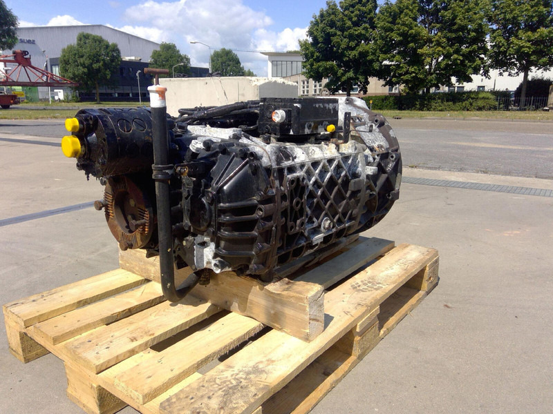 ZF ATF 60-4 gearbox ZF ECOSPLIT 16 S 151 - علبة التروس - الرافعة: صور 4 ZF ATF 60-4 gearbox ZF ECOSPLIT 16 S 151 - علبة التروس - الرافعة: صور 4