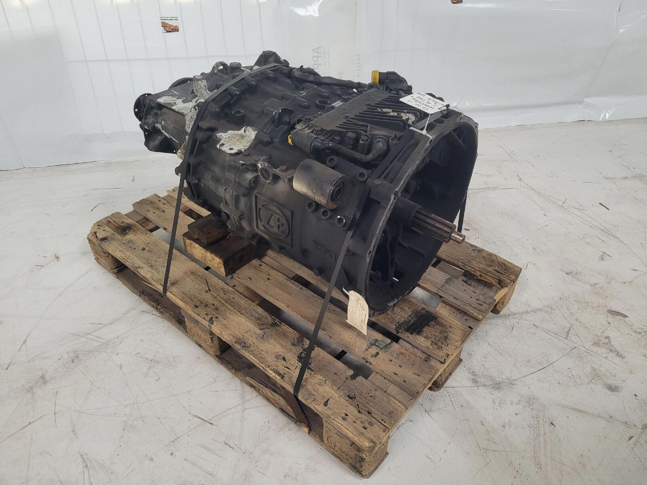 ZF GMK 3055 Gearbox ZF Astronic 12 AS 2302 - علبة التروس - موبايل كرين: صور 2 ZF GMK 3055 Gearbox ZF Astronic 12 AS 2302 - علبة التروس - موبايل كرين: صور 2