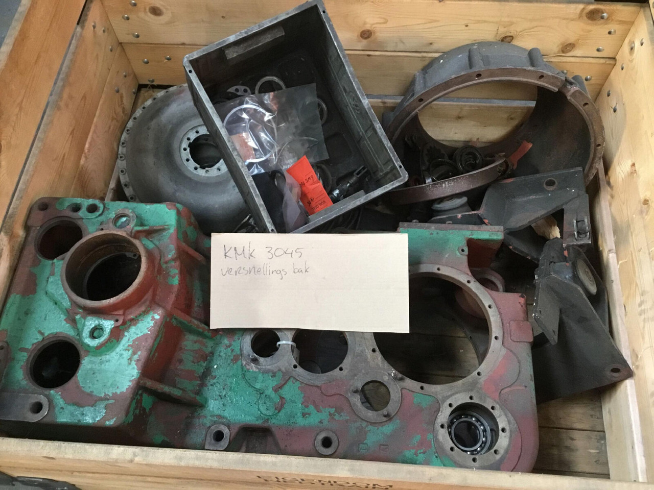 ZF KMK 3045 gearbox ZF 6WG200 - علبة التروس - موبايل كرين: صور 1 ZF KMK 3045 gearbox ZF 6WG200 - علبة التروس - موبايل كرين: صور 1