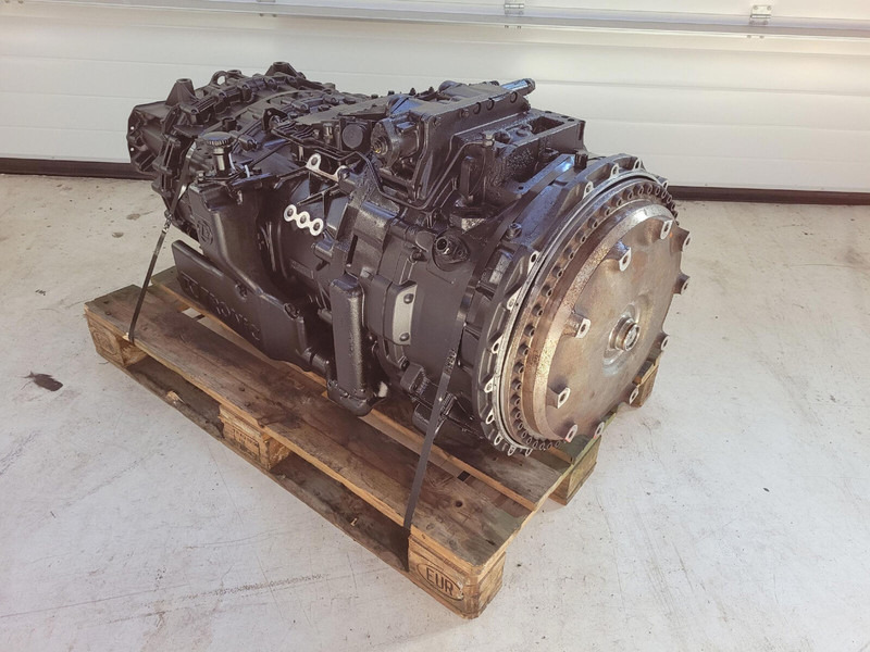 ZF LTM 1250-6.1 gearbox TC tronic 12 AS 3002 TC - علبة التروس - الرافعة: صور 2 ZF LTM 1250-6.1 gearbox TC tronic 12 AS 3002 TC - علبة التروس - الرافعة: صور 2