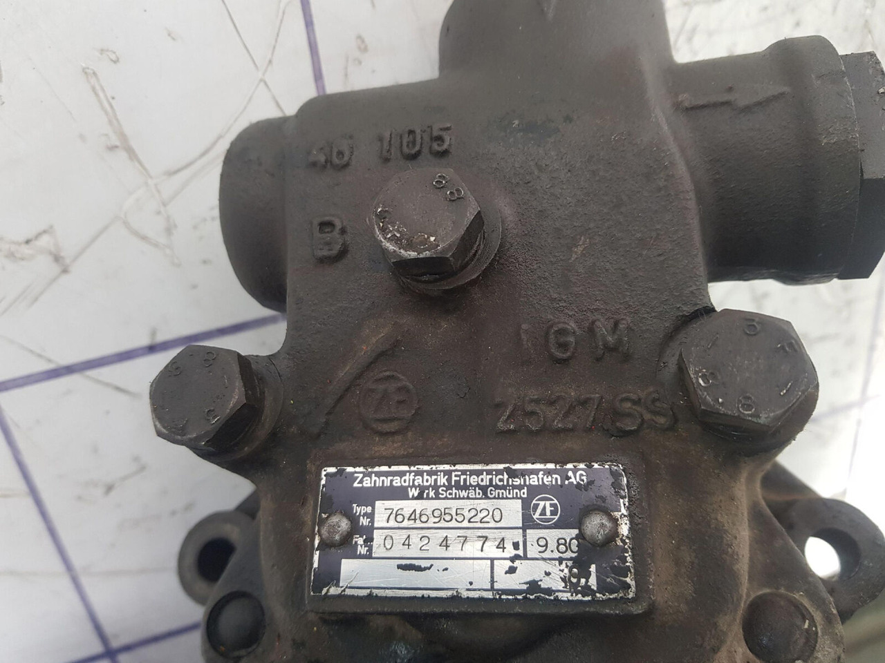 ZF steering pump - مضخة التوجيه - الرافعة: صور 5 ZF steering pump - مضخة التوجيه - الرافعة: صور 5